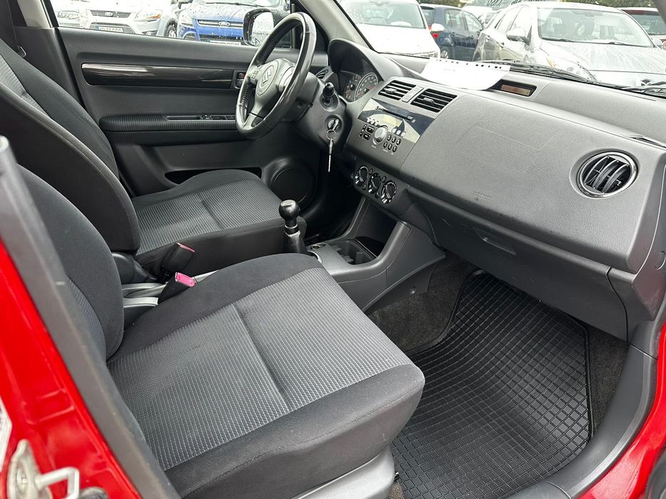 2010 Suzuki Swift 4x4 - 1.3 benzina 93CP - Clima * Scaune incalzite!