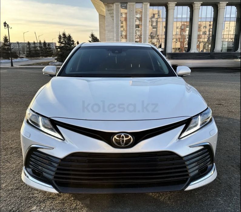 Срочно продам машина состояние хорошая одна хозяйка