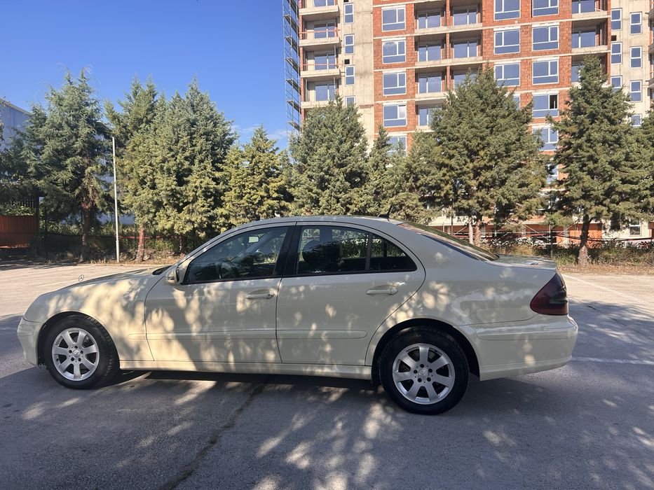 Mercedes-Benz E 200 CDI • 136 к.с. • Кожа • Поддържан автомобил