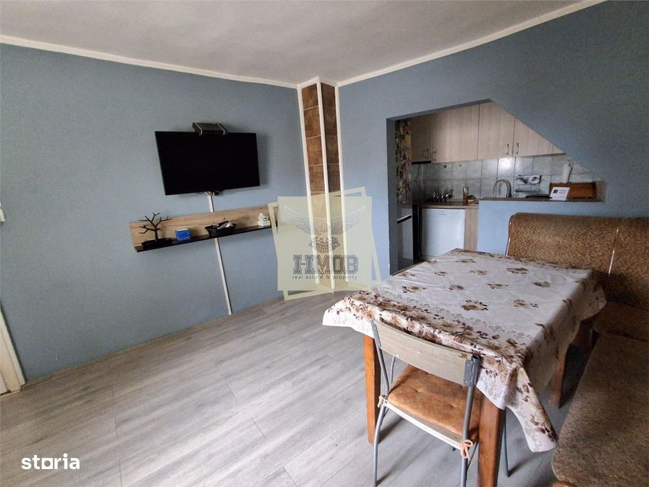 Casa individuala cu 5 camere si terasa inchisa