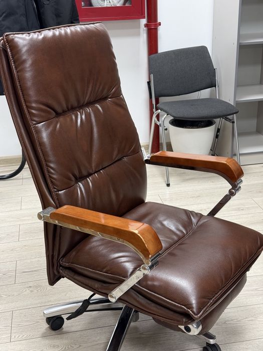 Продается кресло Dafna