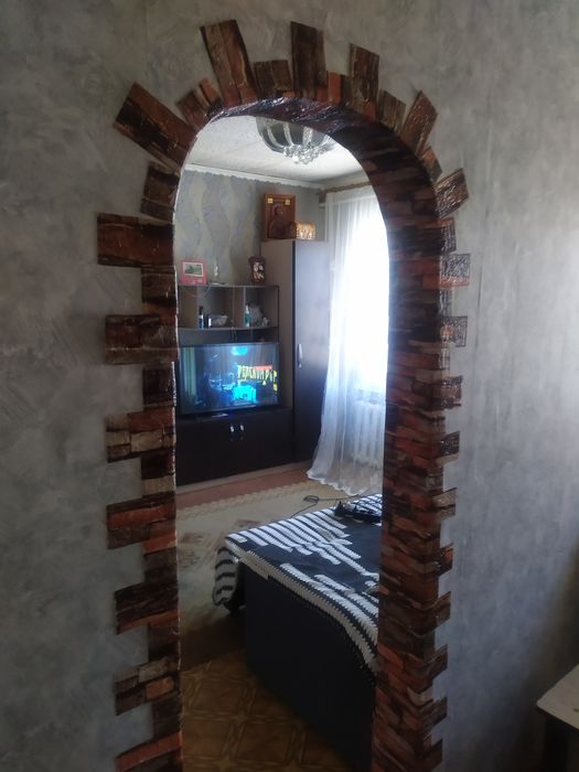 Полублагоустройная квартира 32квм