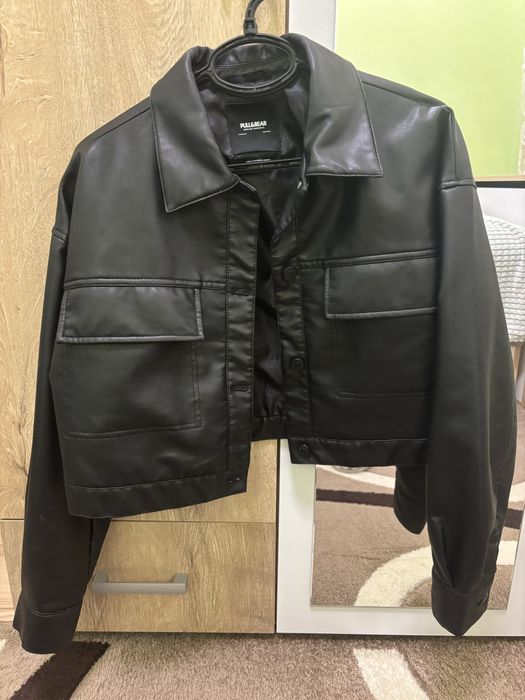 Кожено яке Bershka