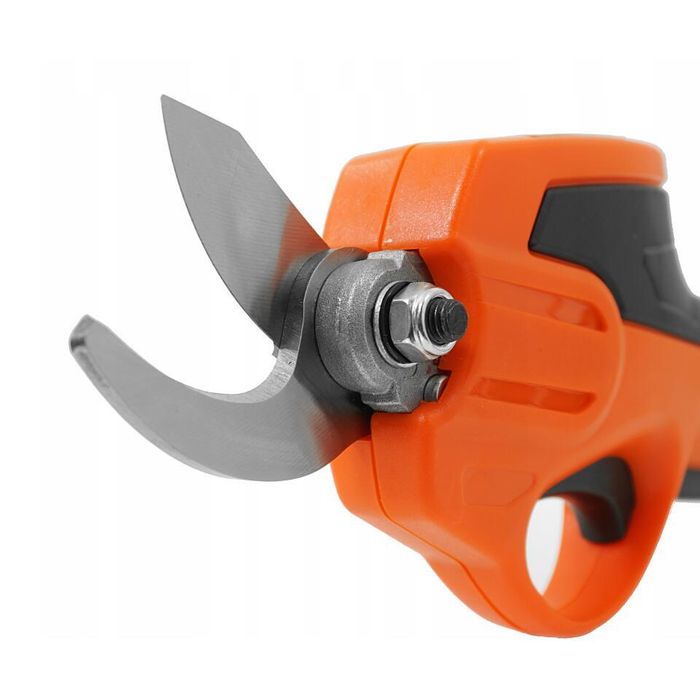 Foarfeca de gradina electrica cu acumulator pentru curatarea