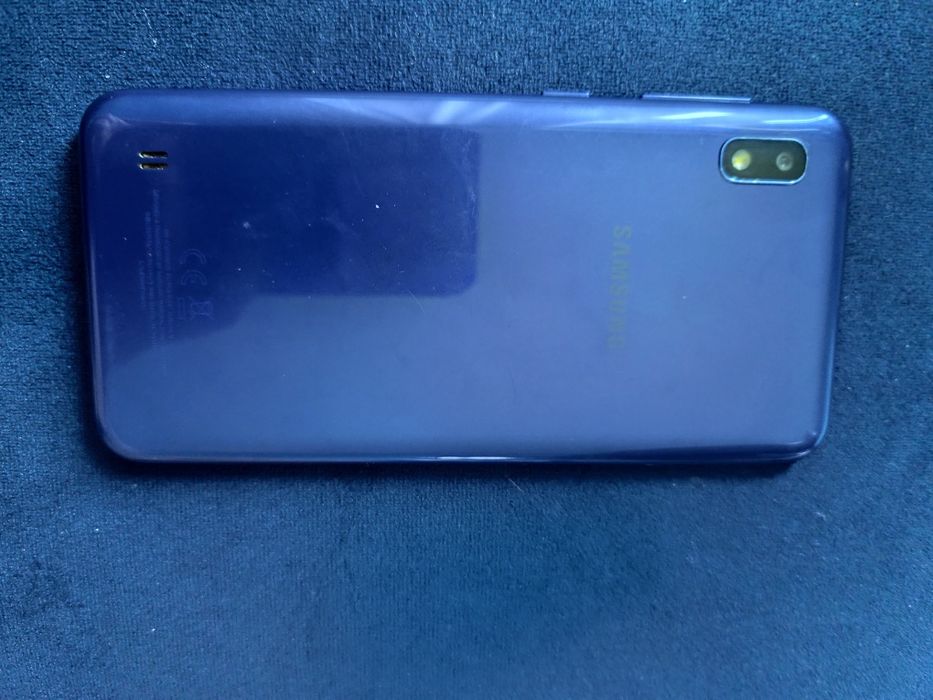 Телефон  Samsung galaxy A10