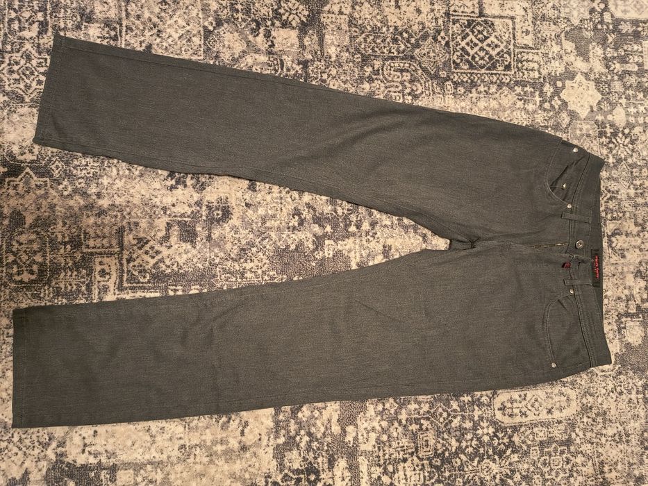 Pantaloni  casual Pierre Cardin