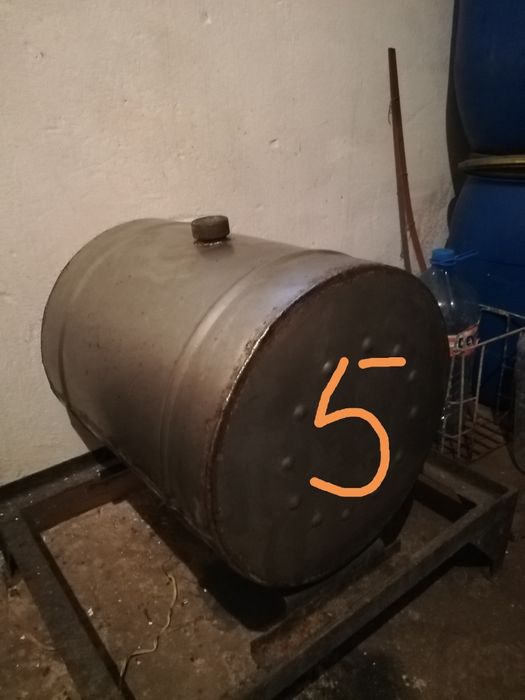 Продавам бурета от дърво и неръждавейка