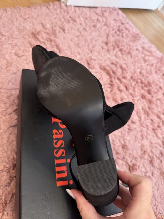 Sandale negre superbe