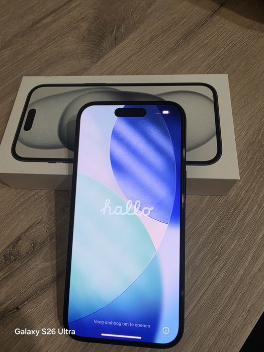 Оригинален IPhone 15  128GB
