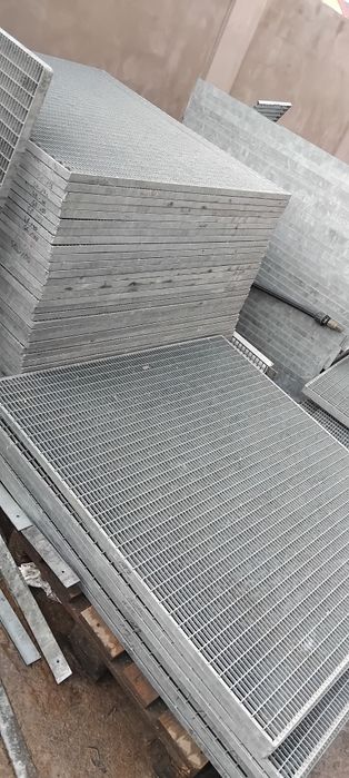 Grilaje zincate metalice 120x90