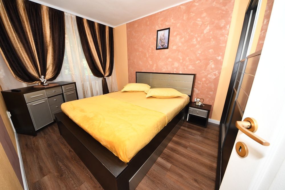Regim hotelier Lux Neacsu