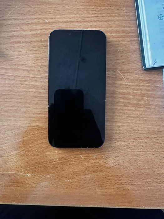 Айфон 14 черный.