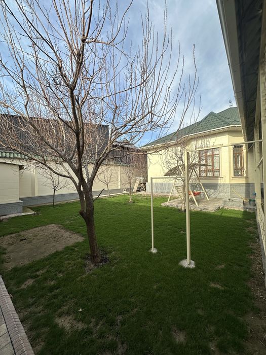 Продается благоустроенный дом в мкр Акниет