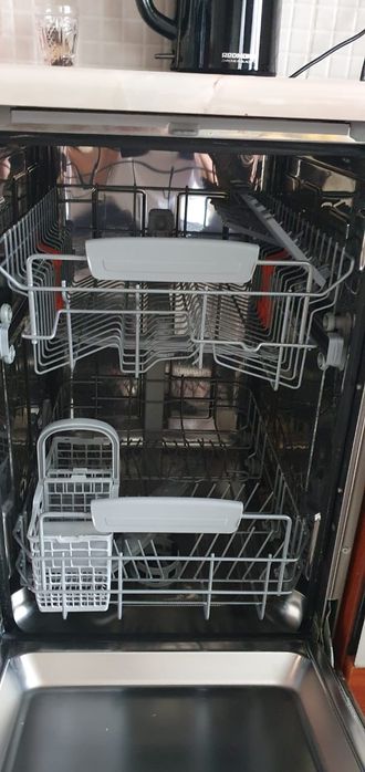 Продам посудомойка Hotpoint Ariston