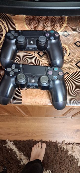 De vanzare ps4 pro