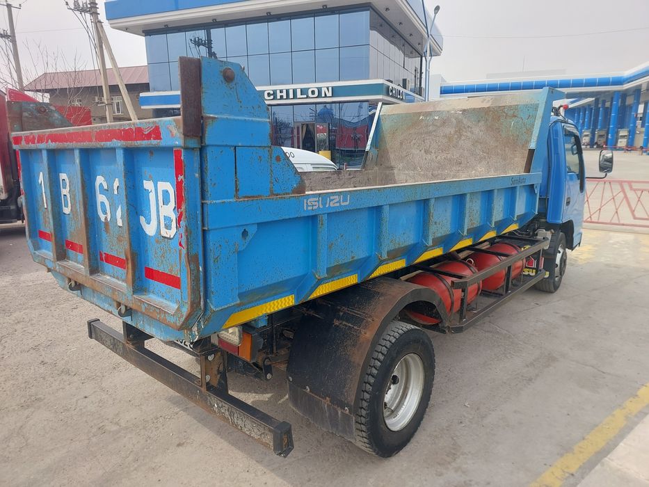 Isuzi Klenes Qum Sheben Kampot