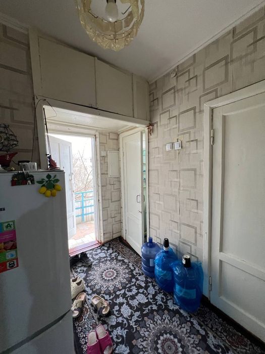 Srochna sotiladi shahar markazidan 2 Xonalik