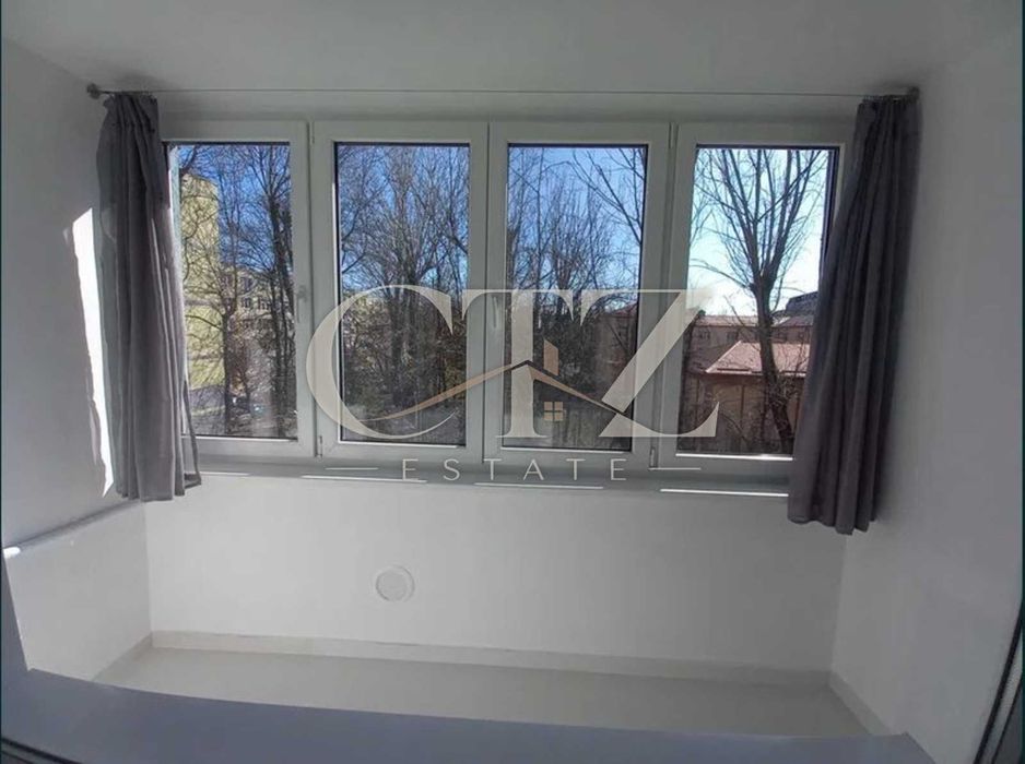 Apartament de închiriat, 3 camere cu loc de parcare propriu, Domenii