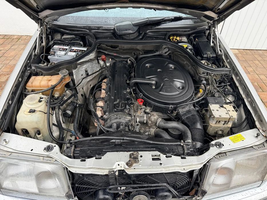 Mercedes-Benz E-Class 1991 benzină, 7.900 € — imagine 3