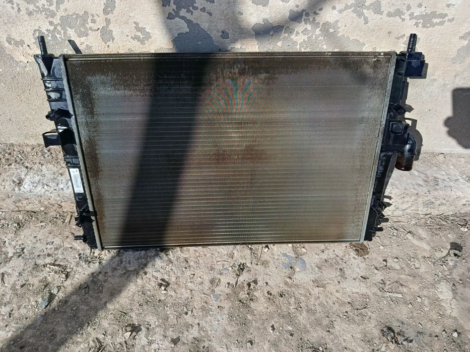 Радиатор Ларгус Радиатор