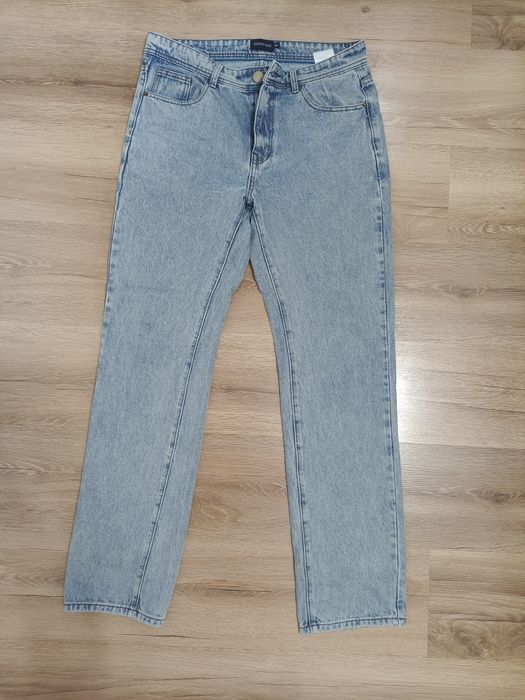 Продам мужские джинсы