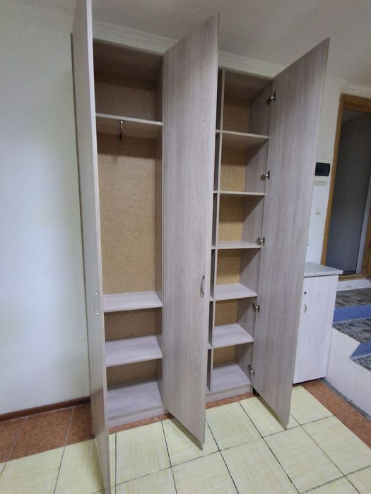 Продам Шкаф для одежды нестандартные