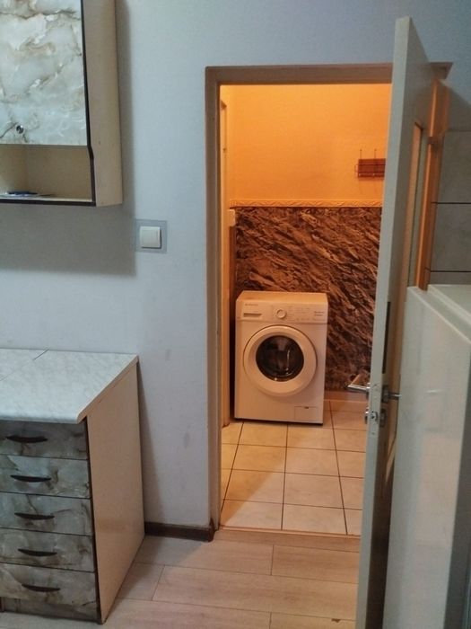 Închiriez garsonieră