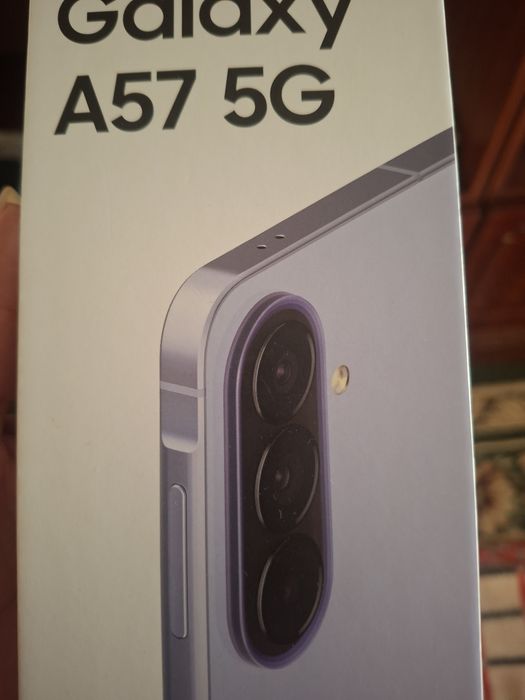 Самсунг A57 5G.  128