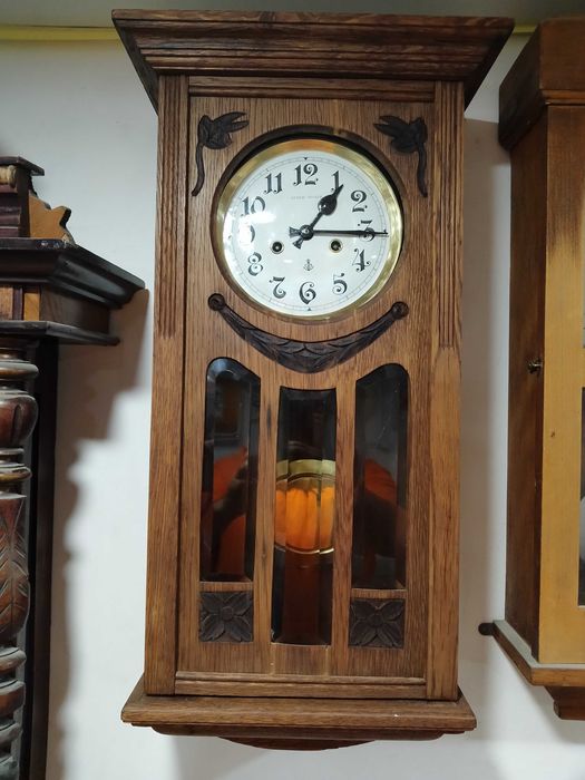 Часы настенные, старинные, Густав Беккер, с боем, в отличном состоянии