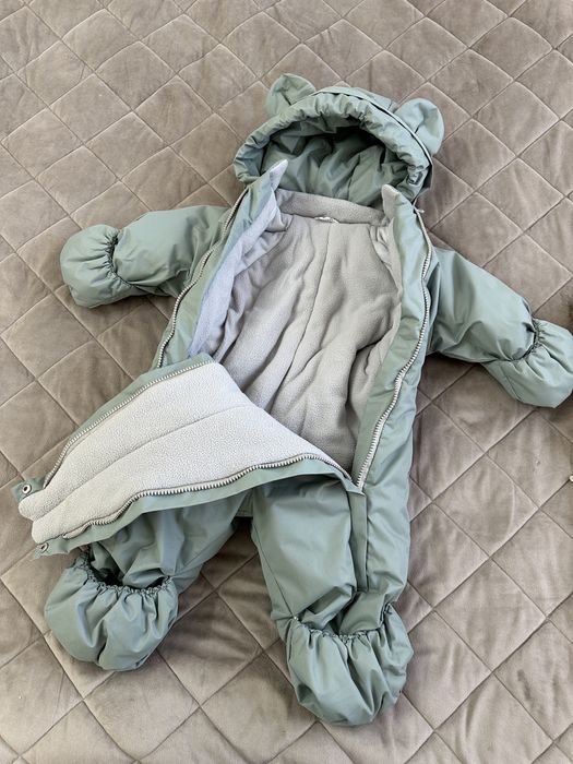 Продам зимний комбенизон детский