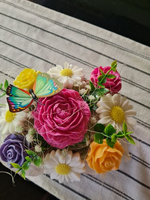 Букет от ароматни сапунени цветя