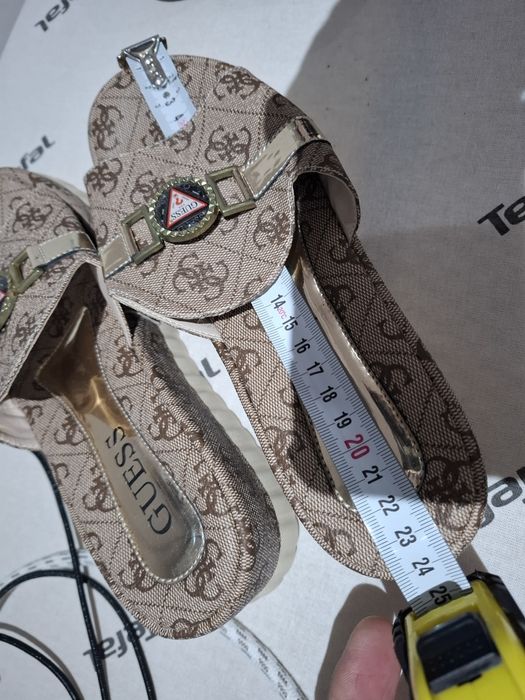 Дамски чехли 2 броя Chanel-Guesa