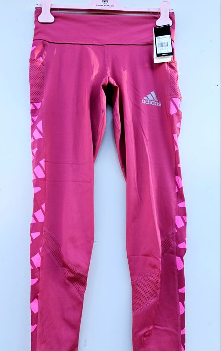 Adidas оригинален дамски клин нов М размер