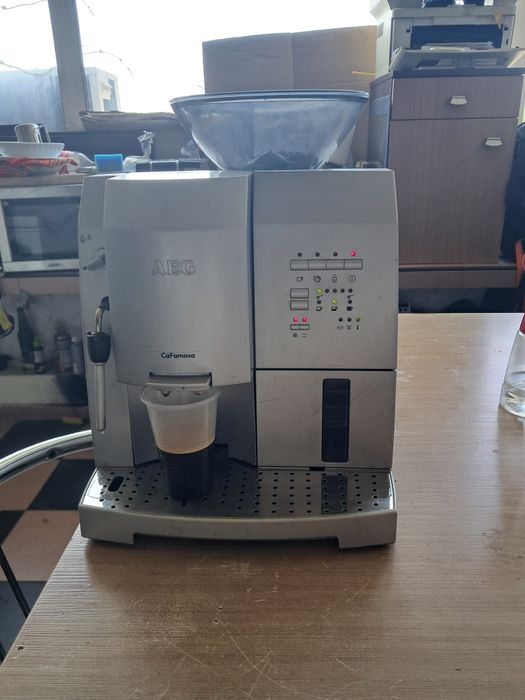 кафеавтомат AEG CaFamosa