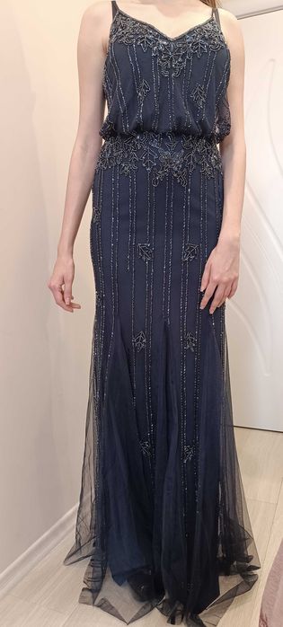 LACE & BEADS Официална Абитуриентска Рокля ръчно нашита с маниста от горе до долу с Безплатна Доставка