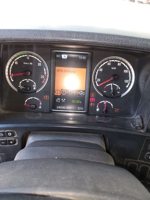 Scania R440 scarabil