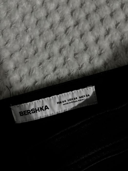 Blugi bershka noi