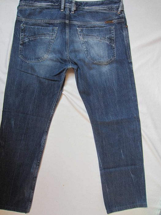 Blugi Diesel IAKOP, W33 L30,Talie=88cm,Lung=96cm,drepti,stare f. buna.