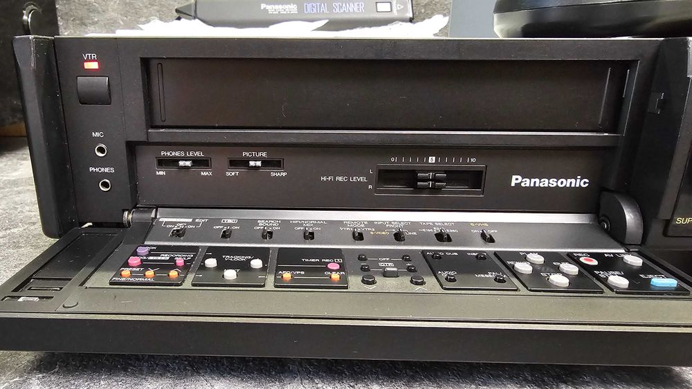 Panasonic NV-FS200 S-VHS