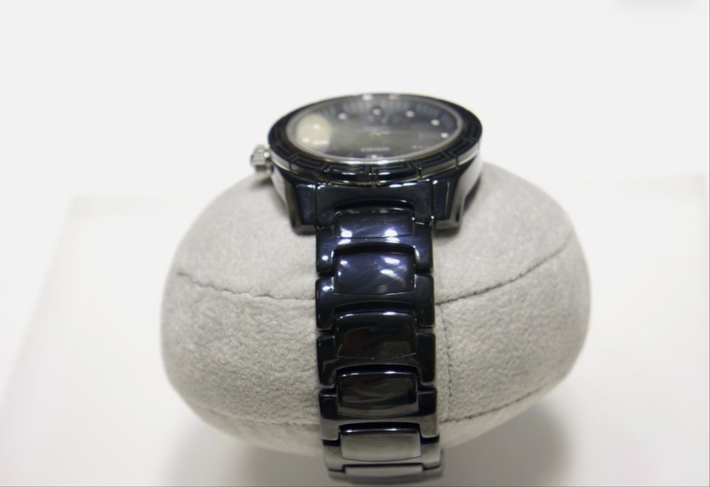 Продам часы люксовые керамические