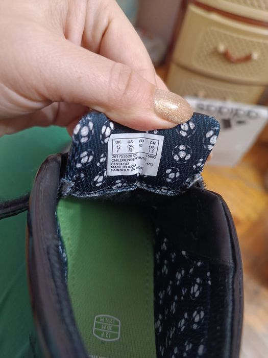 НОВИ  боти Clarks 30  номер