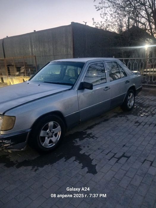 Merzedes benz 230