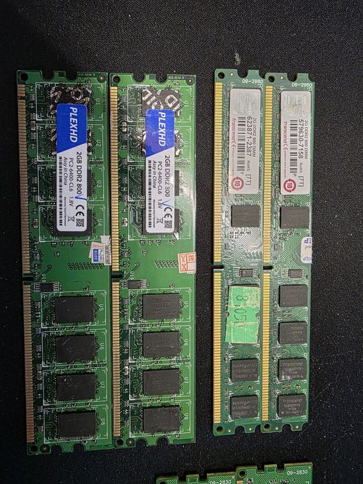 Оперативка ddr2 по 2gb