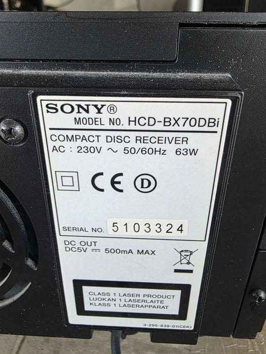 Vand cd Sony cu 2 boxe