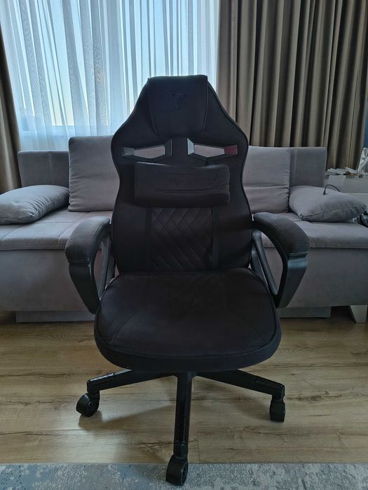 Scaun gaming Sense7 Knight