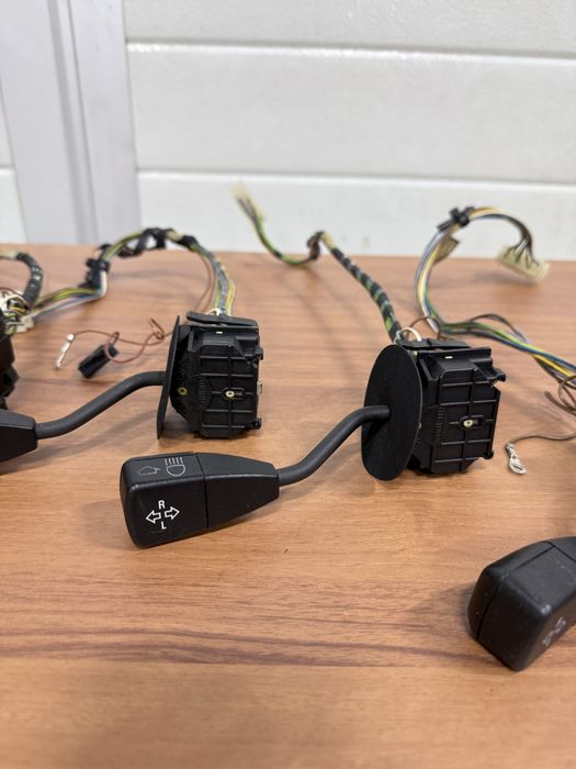 Переключатель поворотников бмв е34