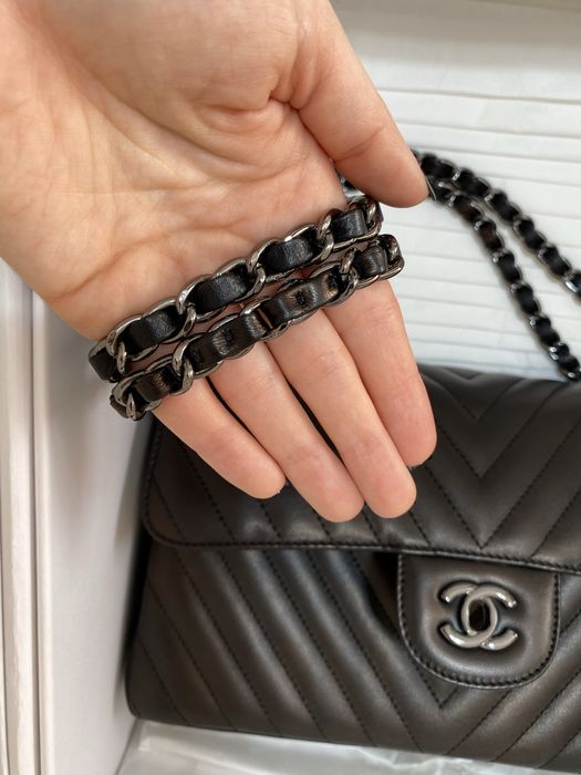 Vând geanta chanel