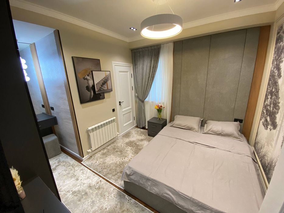 Яккасарой Ситу Маll 3/2/10. 75м2  Срочно Продам квартиру