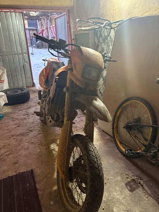 Vand cross 125 hyosung XCX cu acte