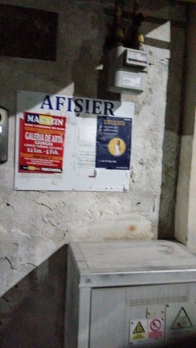 Lipim AFISE in zone cu impact